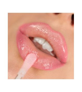Revolution Pro - Glossy Plump Lip Oil - Candy